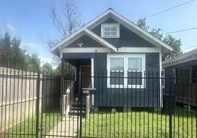 2nd image of 3409 Providence St, Houston, TX 77020 | MLS# 50038435