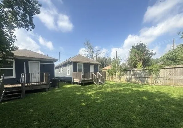 3rd image of 3409 Providence St, Houston, TX 77020 | MLS# 50038435