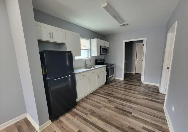 4th image of 3409 Providence St, Houston, TX 77020 | MLS# 50038435