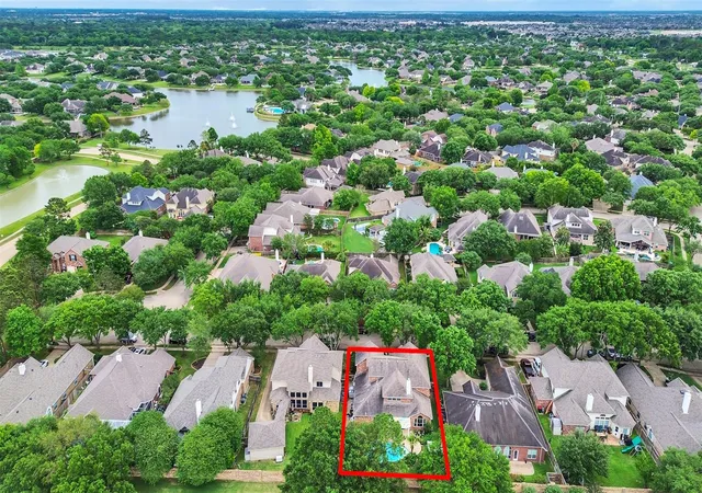 Photo 3 of Sale Pending at 1014 Longdraw Dr, Katy, TX 77494 | MLS# 92632280 | Listing updated on 2026-09-15