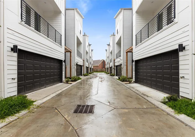 1st image of 812 Elkhart St #D, Houston, TX 77091 | MLS# 39726484