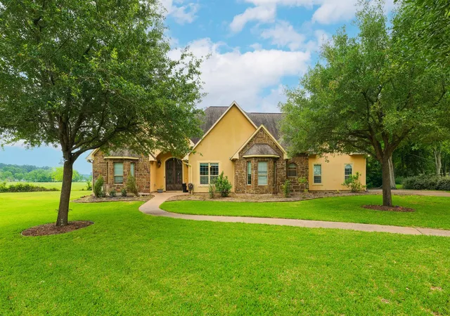 1st image of 10863 Bourbon St, Willis, TX 77318 | MLS# 45074120
