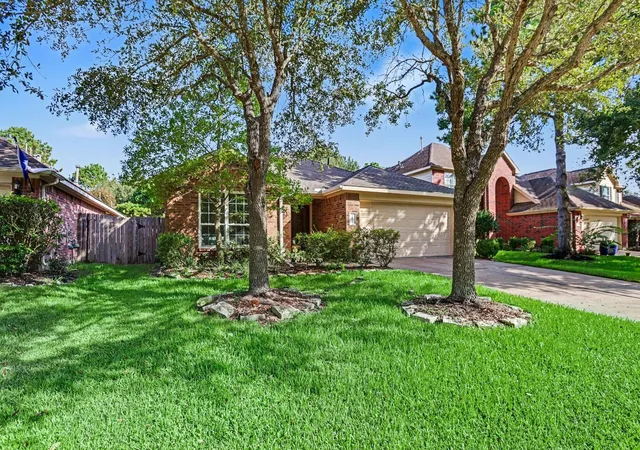 Photo 3 of Single family home for sale at 26922 Kingston Glen Ln, Katy, TX 77494 | MLS# 29727565 | Listing updated on 2026-09-11