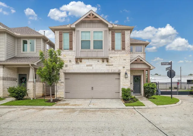 Photo 1 of Single family home for sale at 4020 Starbright St, Houston, TX 77018 | MLS# 57612268 | Listing updated on 2026-08-30