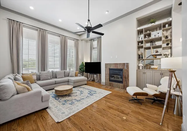 5th image of 2105 Argonne St, Houston, TX 77019 | MLS# 22148521