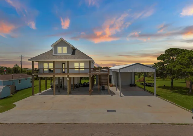 Photo 1 of Single family home for sale at 29 Rabbit Dr, Port O Connor, TX 77982 | MLS# 34532557 | Listing updated on 2026-07-28