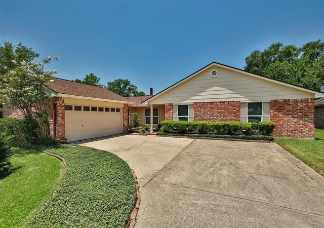 Photo 2 of Single family home for sale at 12326 Campos Dr, Houston, TX 77065 | MLS# 84180832 | Listing updated on 2026-09-18