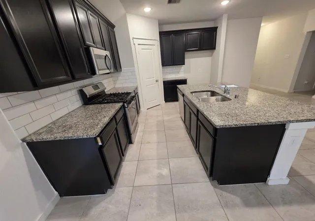 Photo 2 of Sale Pending at 9222 Melmack Dr, Rosharon, TX 77583 | MLS# 54904745 | Listing updated on 2026-09-25