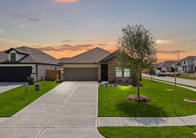 Homes for sale in Angleton, TX | 3502 Atlas Point Ln, Angleton, TX 77515 | MLS# 49855625