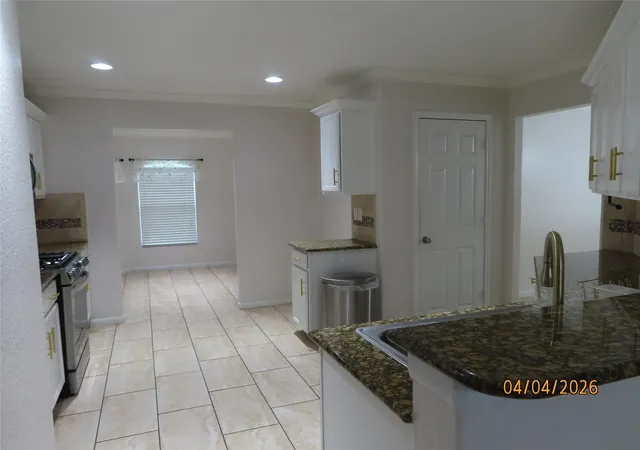 Photo 4 of Single family home for sale at 15631 S Fall Fern Cir, Houston, TX 77044 | MLS# 4626038 | Listing updated on 2026-09-01