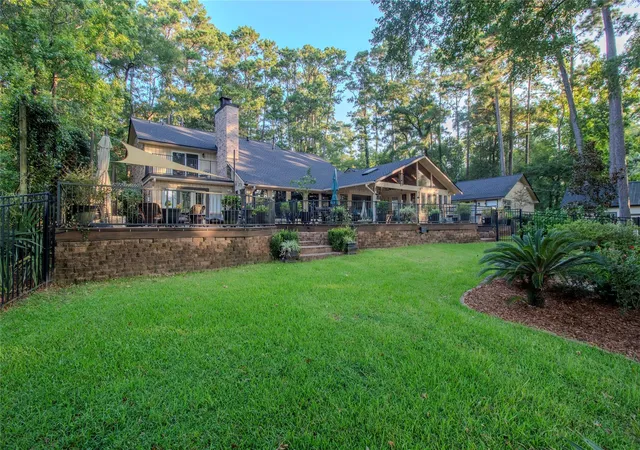 Photo 3 of Sale Pending at 3783 Spring Dr, Huntsville, TX 77340 | MLS# 75866418 | Listing updated on 2026-09-20