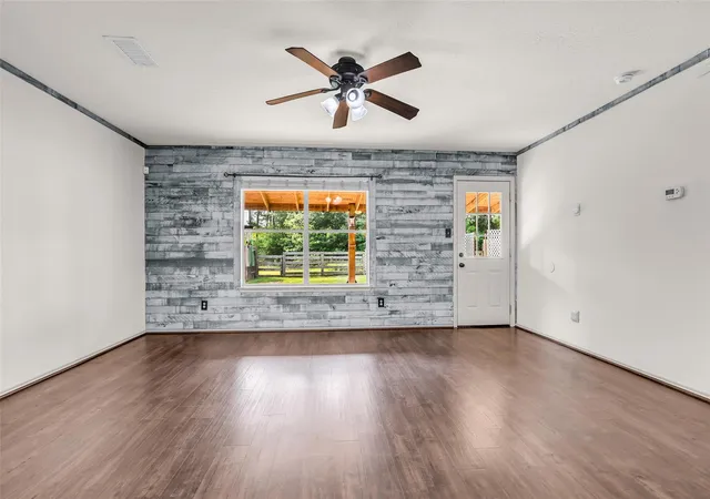 Photo 3 of Single family home for sale at 9738 Gulfstream Dr, Conroe, TX 77303 | MLS# 24074873 | Listing updated on 2026-09-15