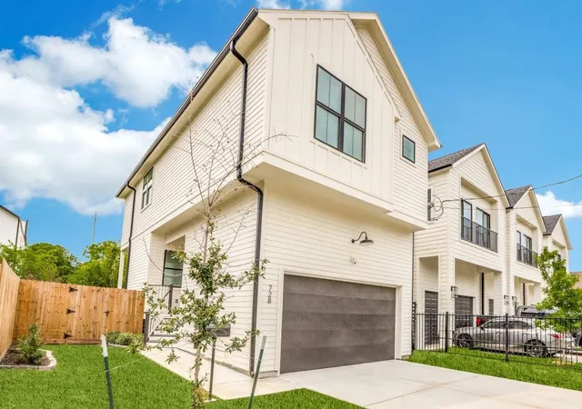 1st image of 728 E 38th St, Houston, TX 77022 | MLS# 93178409