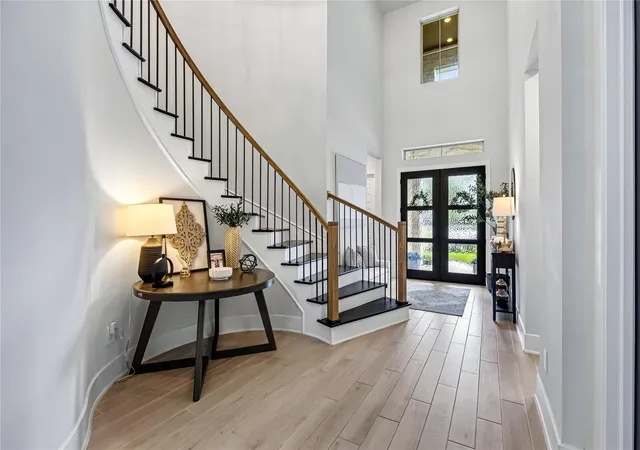 Photo 4 of Sale Pending at 626 Bronze Bristol St, Montgomery, TX 77316 | MLS# 97347792 | Listing updated on 2026-08-24