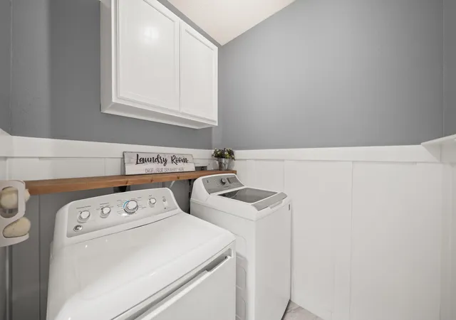 Photo 2 of Sale Pending at 4926 Quiet Canyon Dr, Friendswood, TX 77546 | MLS# 32121654 | Listing updated on 2026-09-05