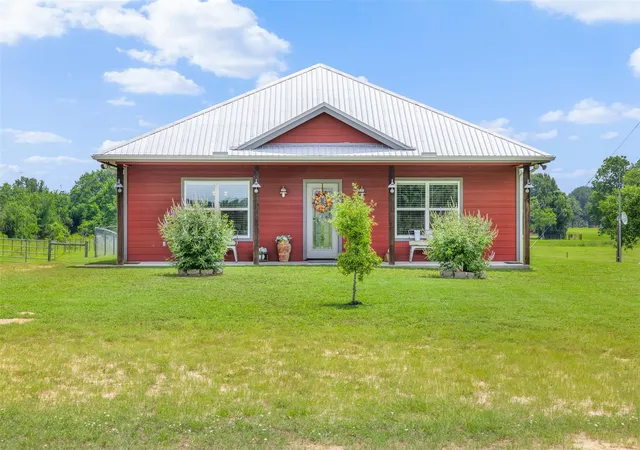 Homes for sale in Lexington, TX | 1122 County Road 344, Lexington, TX 78947 | MLS# 14103365