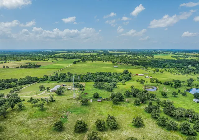 Homes for sale in Lexington, TX | 1122 County Road 344, Lexington, TX 78947 | MLS# 14103365