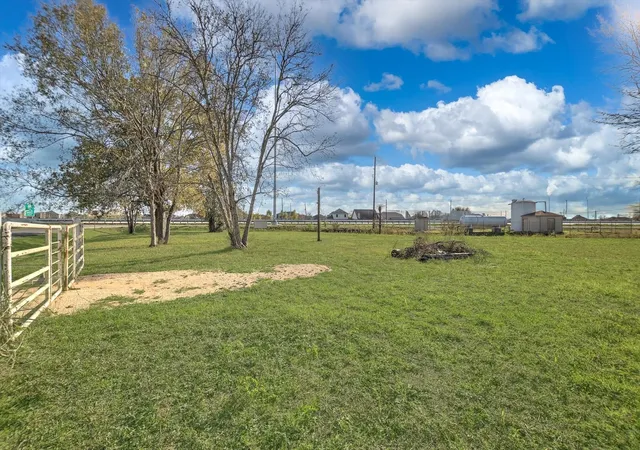 14th image of 0 Meadowlark Dr, Baytown, TX 77523 | MLS# 45224382