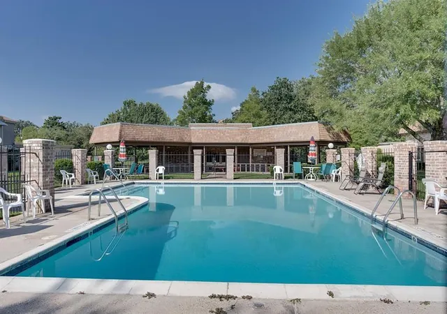 30th image of 1326 Town Circle Circle #1, Baytown, TX 77520 | MLS# 44082310