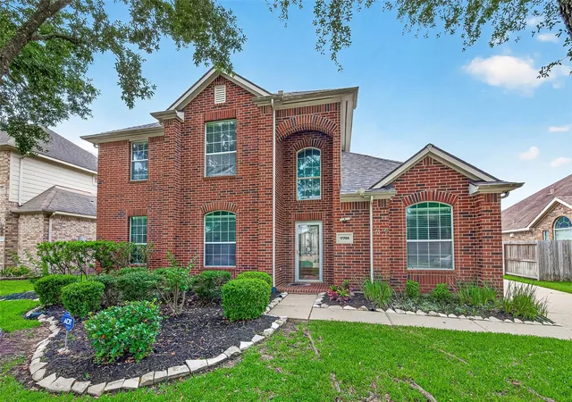Photo 4 of Single family home for sale at 17706 Emerald Garden Ln, Houston, TX 77084 | MLS# 48301636 | Listing updated on 2026-09-19