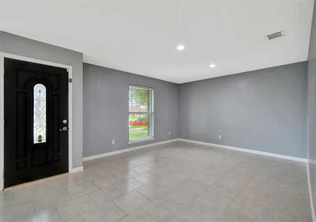 Photo 3 of Single family home for sale at 11514 Sagewillow Ln, Houston, TX 77089 | MLS# 525300 | Listing updated on 2026-08-19