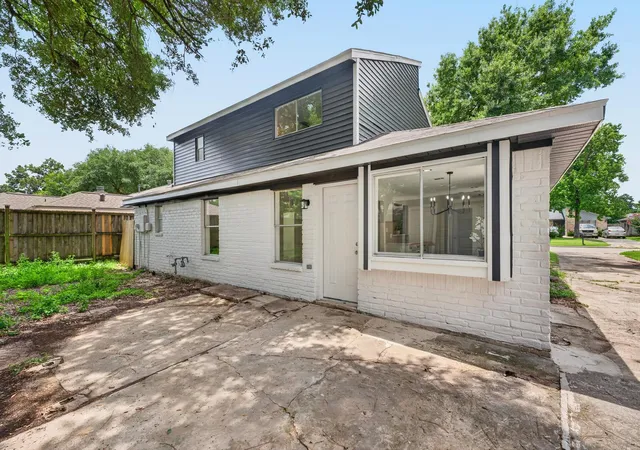 Homes for sale in Spring, TX | 24106 Spring Mill Ln, Spring, TX 77373 | MLS# 95327234