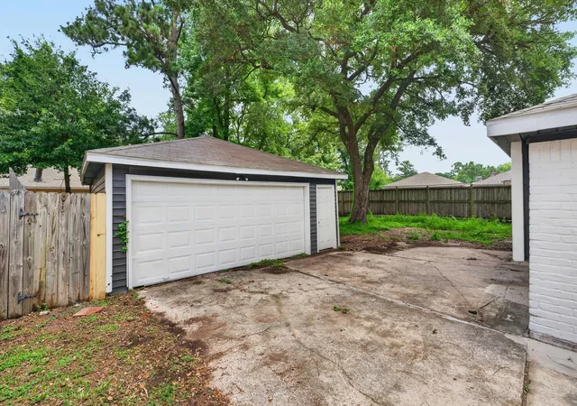 Homes for sale in Spring, TX | 24106 Spring Mill Ln, Spring, TX 77373 | MLS# 95327234