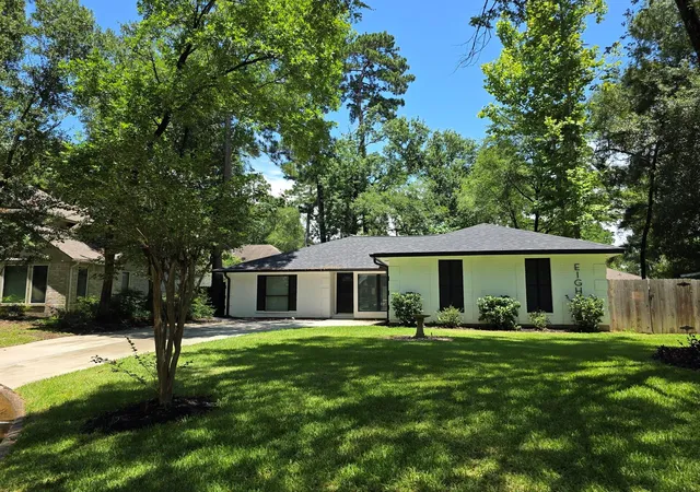 Photo 1 of Single family home for sale at 8 N Brk Pebble Ct, Spring, TX 77380 | MLS# 70719077 | Listing updated on 2026-09-08