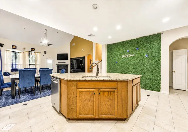 Photo 3 of Single family home for sale at 5732 Strong Creek Dr, Houston, TX 77084 | MLS# 53178677 | Listing updated on 2026-08-30