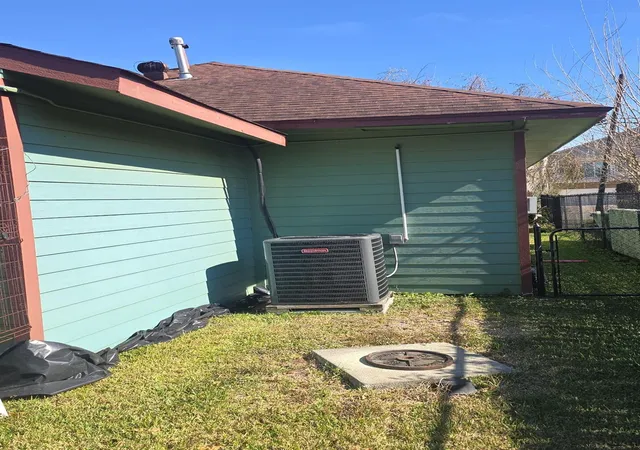 3rd image of 7106 Tierwester St, Houston, TX 77021 | MLS# 60256925