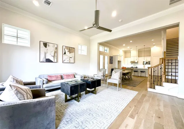 Photo 4 of Single family home for sale at 8710 Park Kolbe Ln, Houston, TX 77080 | MLS# 41308967 | Listing updated on 2026-09-20