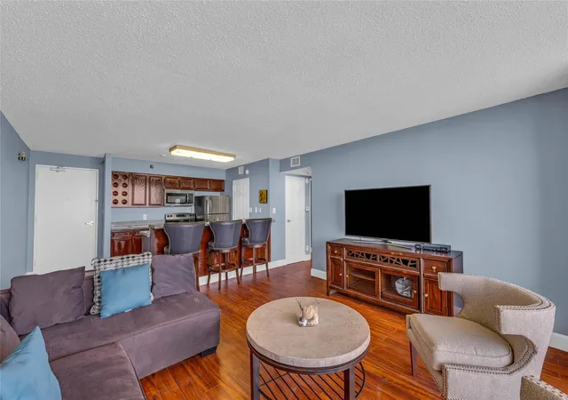 3rd image of 5220 Seawall Blvd #635, Galveston, TX 77551 | MLS# 48237408