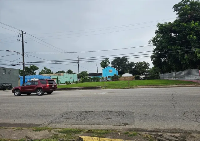 3rd image of 7048 Navigation Blvd, Houston, TX 77011 | MLS# 96170161
