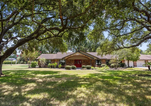 Photo 1 of Single family home for sale at 17103 Cypress Glade Dr, Cypress, TX 77429 | MLS# 74460156 | Listing updated on 2026-08-30