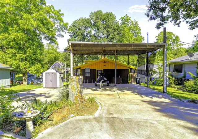 1st image of 148 Sandpiper Dr, Livingston, TX 77351 | MLS# 63360044