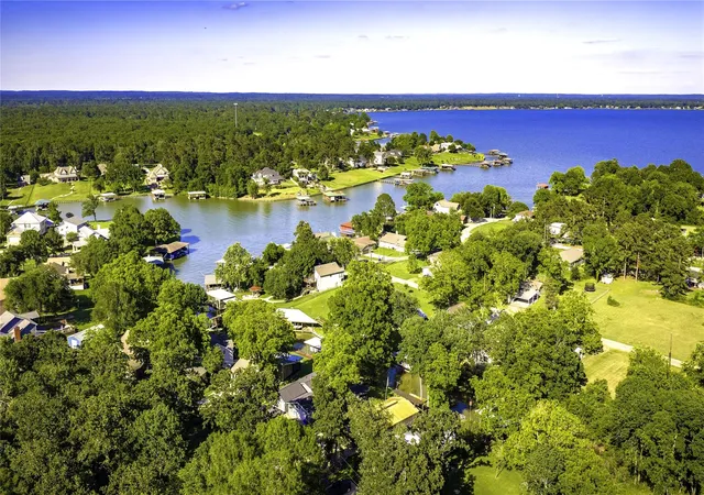 2nd image of 148 Sandpiper Dr, Livingston, TX 77351 | MLS# 63360044