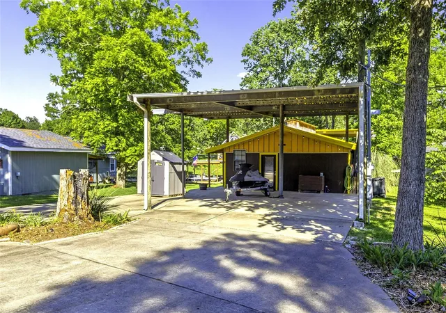 4th image of 148 Sandpiper Dr, Livingston, TX 77351 | MLS# 63360044