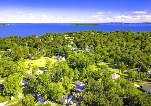 5th image of 148 Sandpiper Dr, Livingston, TX 77351 | MLS# 63360044