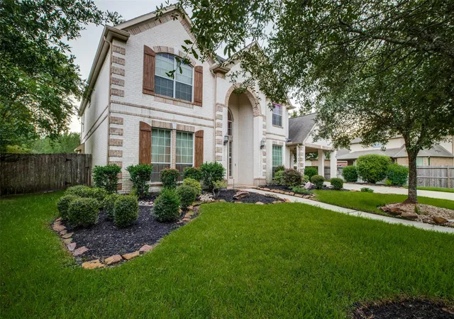 2nd image of 16347 Cascade Caverns Ln, Houston, TX 77044 | MLS# 37000814