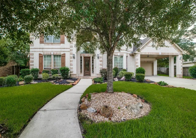 3rd image of 16347 Cascade Caverns Ln, Houston, TX 77044 | MLS# 37000814