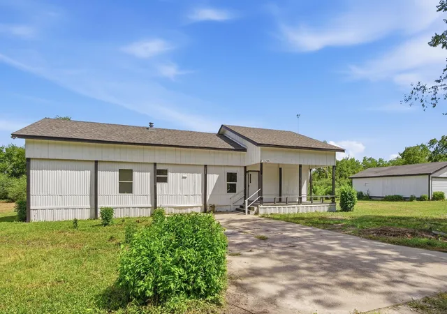 2nd image of 2288 Fm 980 Rd, Huntsville, TX 77320 | MLS# 88991621
