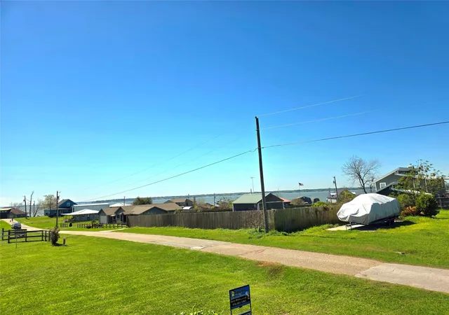 5th image of 177 6Th Ave, Onalaska, TX 77360 | MLS# 29047614