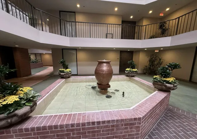 Photo 2 of Condo for sale at 9333 Memorial Dr #412, Houston, TX 77024 | MLS# 16080396 | Listing updated on 2026-09-11