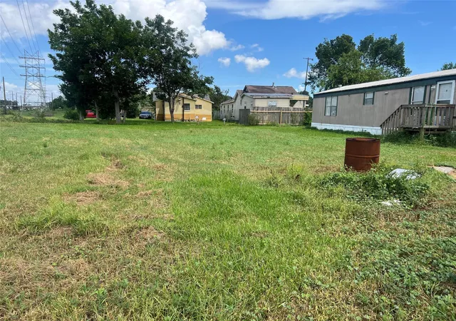 Photo 2 of Land for sale at 000 Pine St, Baytown, TX 77520 | MLS# 57802055 | Listing updated on 2026-08-18