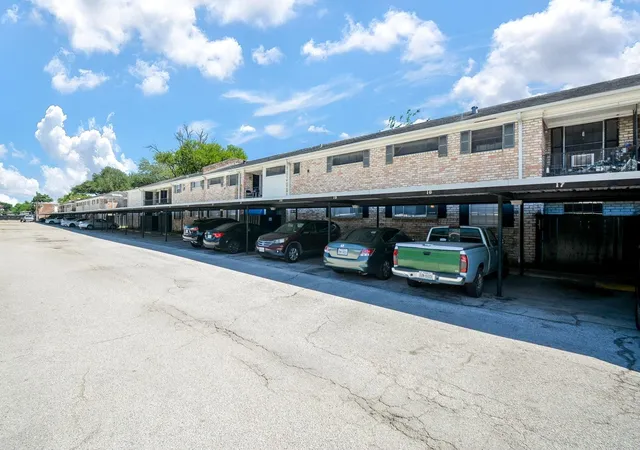 2nd image of 7900 Westheimer Rd, Houston, TX 77063
