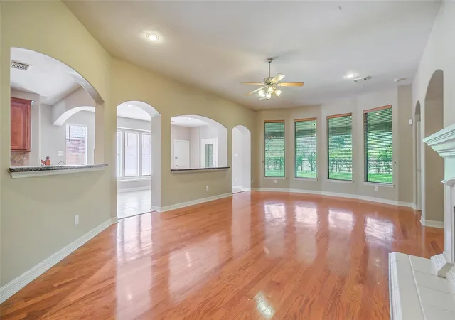5th image of 8915 Stones Throw Ln, Missouri City, TX 77459 | MLS# 57626875