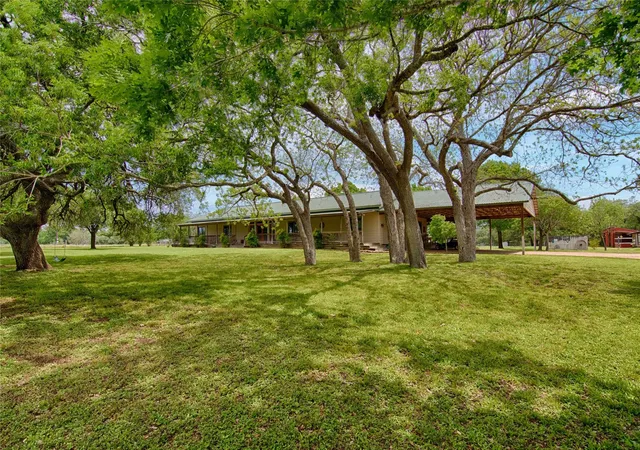 Homes for sale in Moulton, TX | 7755 Fm 1295, Moulton, TX 77975 | MLS# 82538644