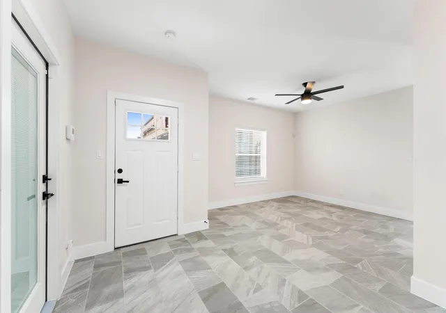 Photo 3 of Townhouse for sale at 1908 Dismuke St #A, Houston, TX 77023 | MLS# 90079810 | Listing updated on 2026-06-26
