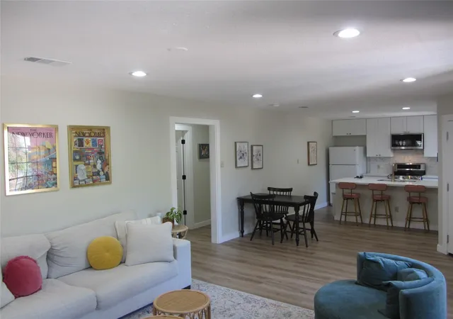 28th image of 2401 Sycamore Ave #B3, Huntsville, TX 77340 | MLS# 22913936