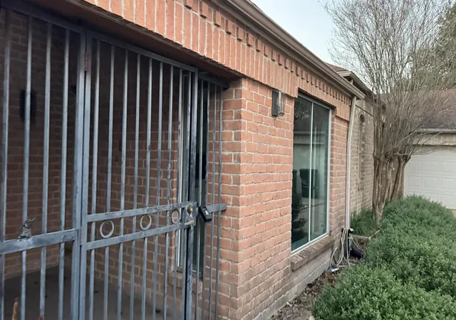 3rd image of 2162 Paso Rello Dr, Houston, TX 77077 | MLS# 94343068